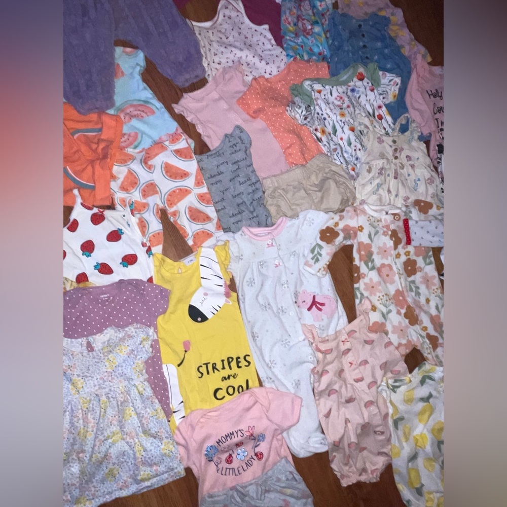 Baby girl clothes bundle - Picture 5 of 8